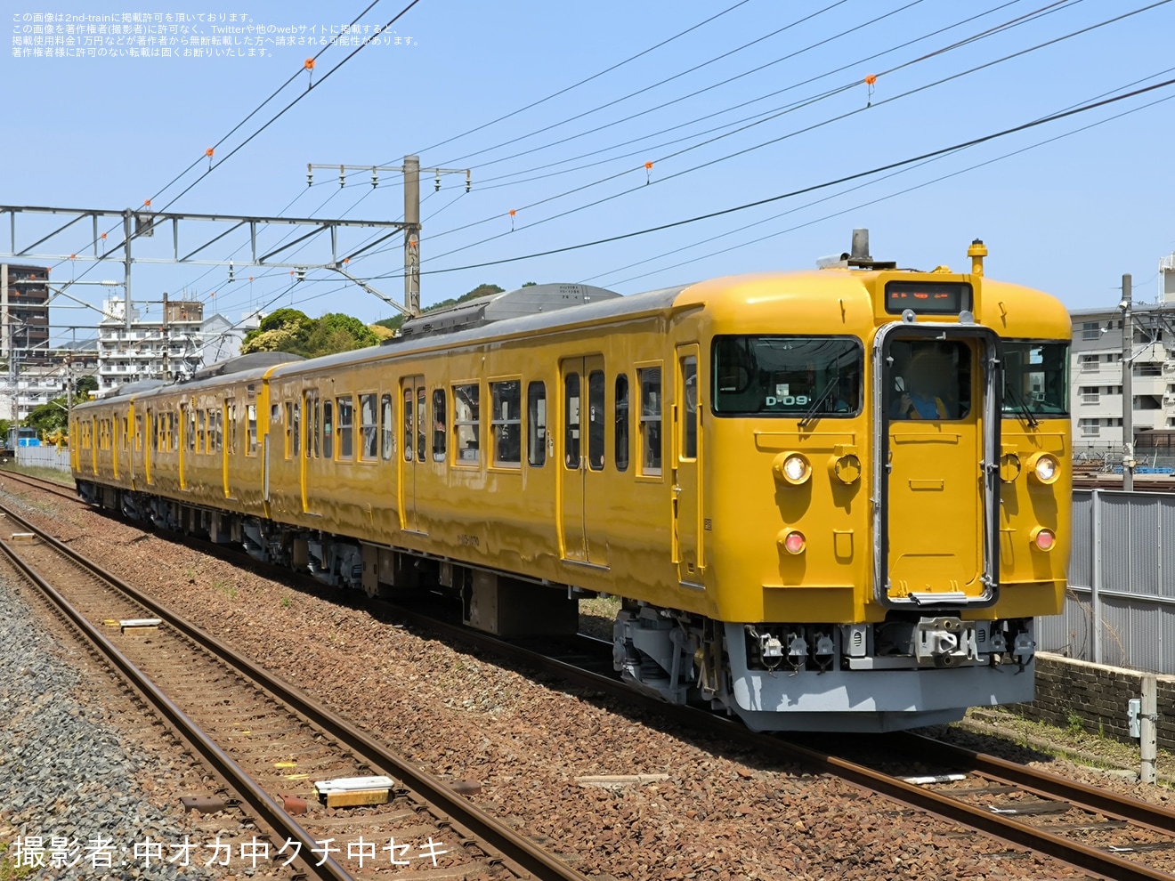 【JR西】115系D-09編成下関総合車両所本所構内試運転の拡大写真