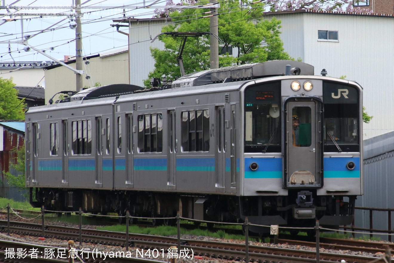 【JR東】E127系100番台A11編成長野総合車両センター構内試運転の拡大写真