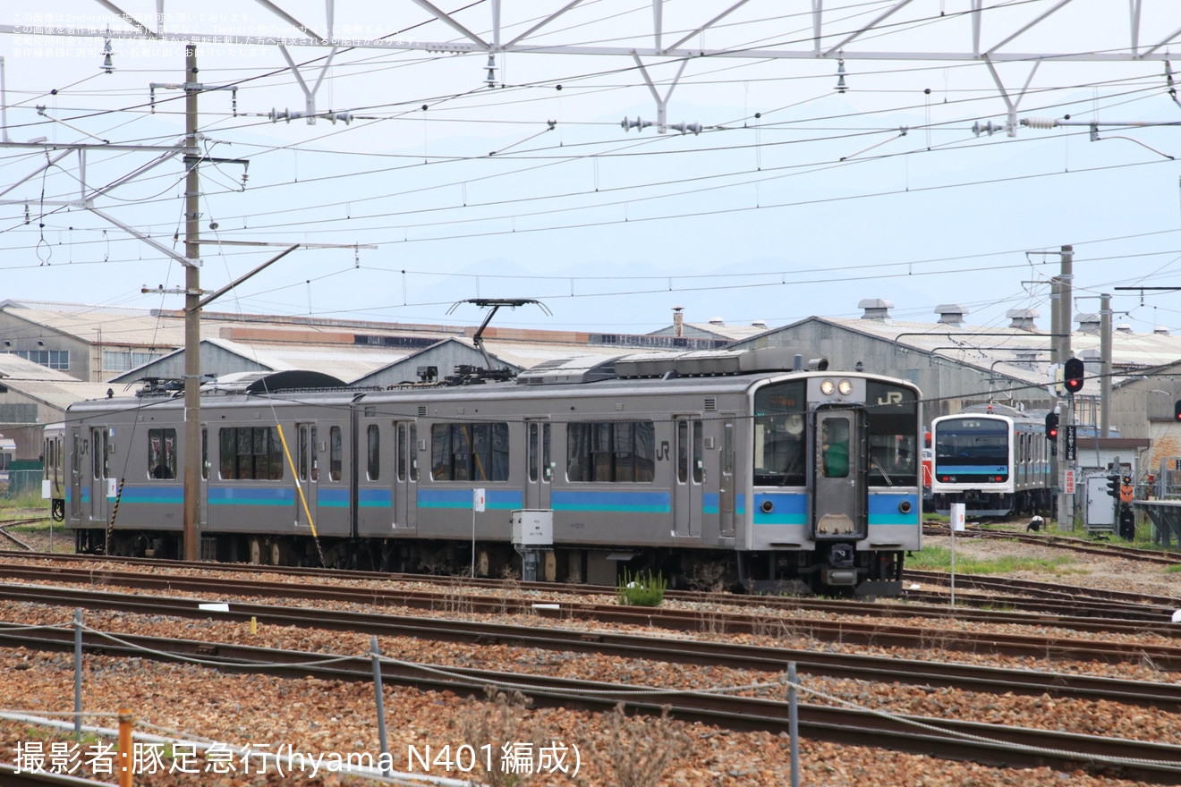 【JR東】E127系100番台A11編成長野総合車両センター構内試運転の拡大写真