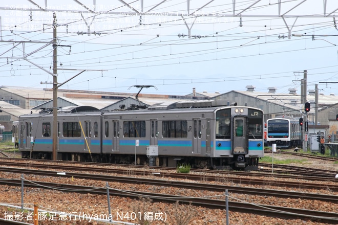 【JR東】E127系100番台A11編成長野総合車両センター構内試運転を不明で撮影した写真
