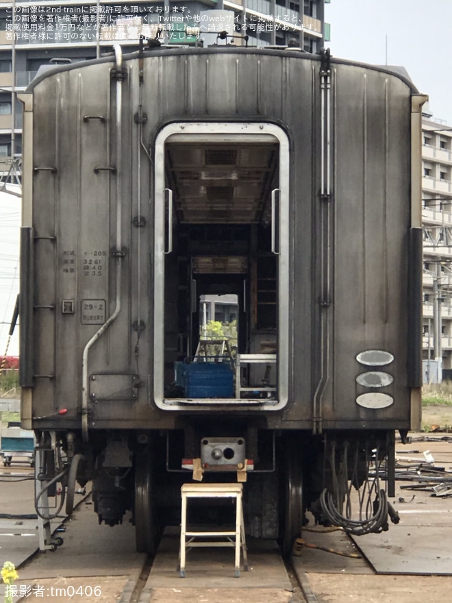 【JR東】仙石線用205系M8編成のモハユニットが解体中