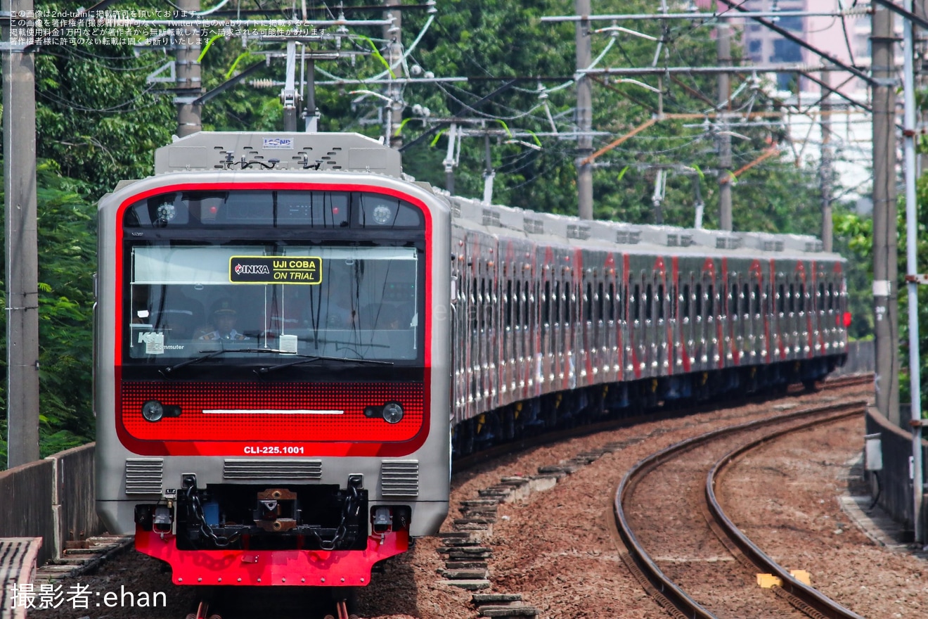 【KCI】INKA製KCI向け新型車両iE305系が試運転中の拡大写真