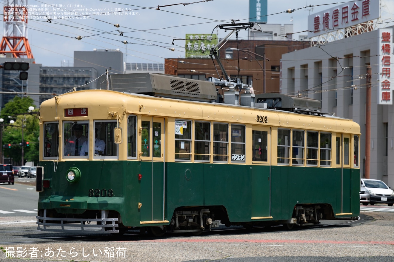 【豊鉄】モ3203号がシンプルな装いとなり回送表示で運転の拡大写真