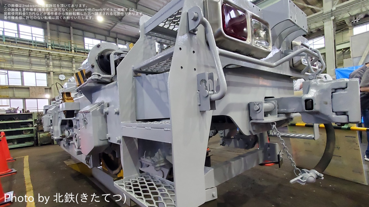 m*a様 廃車　形式プレート 特急ｼﾝﾎﾞﾙﾏｰｸ等が撤去された185系B4編成、E231系サハ6扉車解体