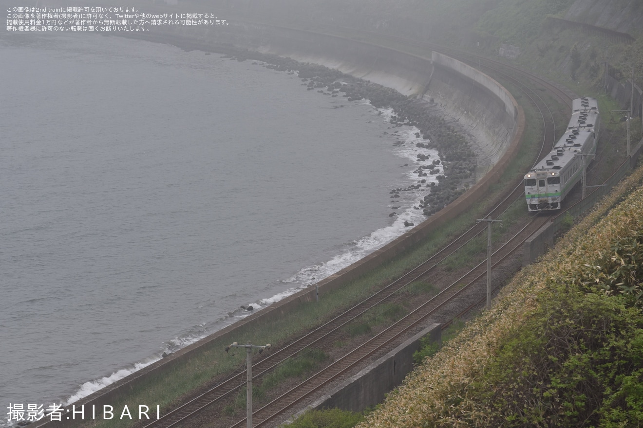 【JR北】 キハ40-1778+キハ40-1806+キハ40-1755+キハ40-1736を使用した函館発釧路行きの団体臨時列車の拡大写真