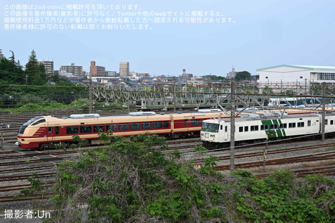【JR東】185系B6編成 が通電している様子が目撃
