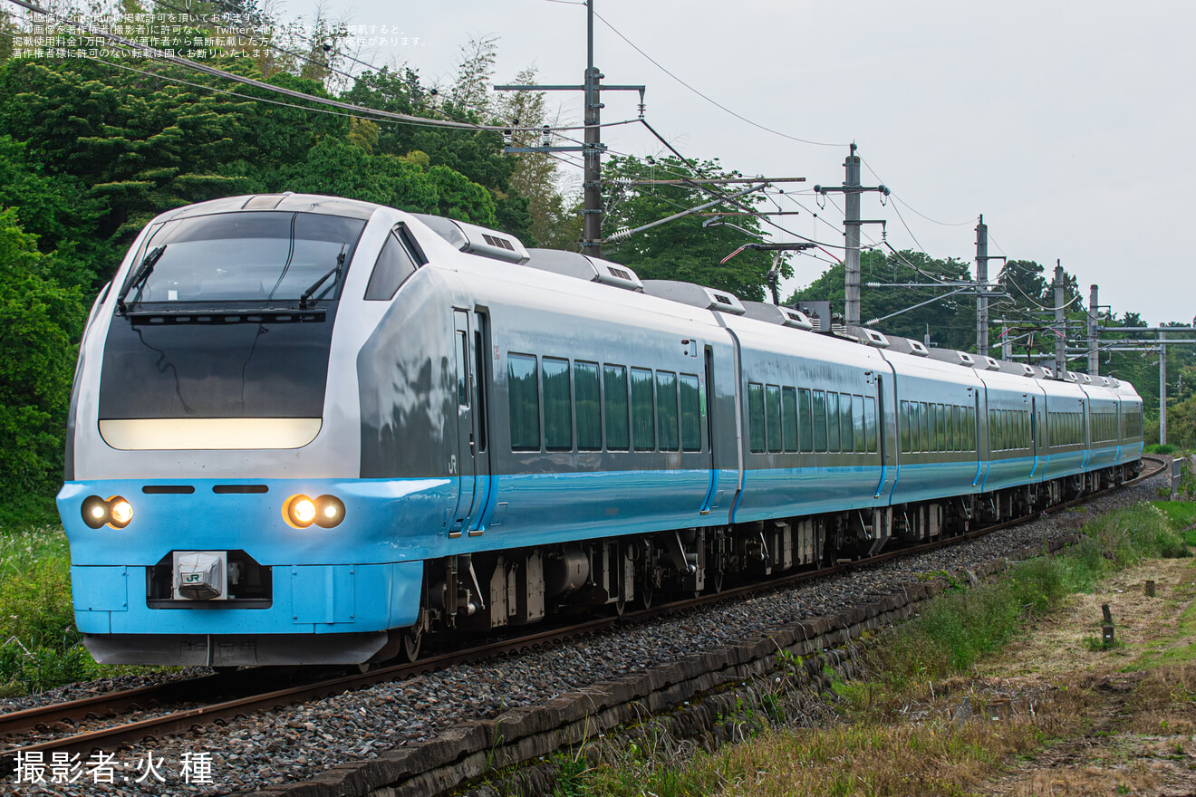 【JR東】特急常磐日光号へ日光線初のE653系K71編成が充当の拡大写真