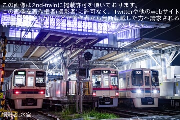 【京王】飛田給駅が乃木坂色(紫)に