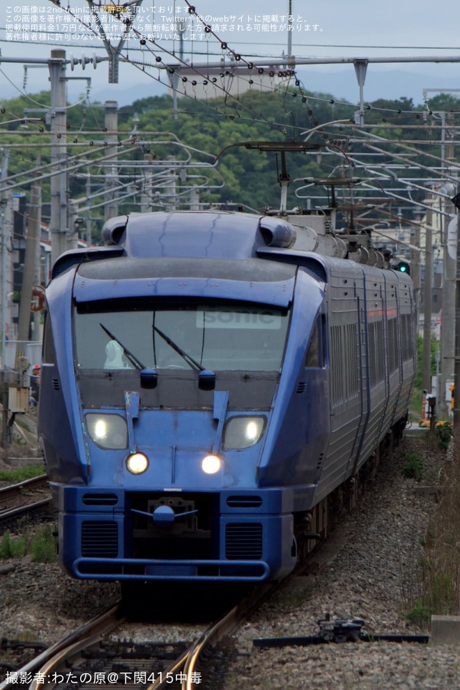 【JR九】883系Ao3編成が前面パネルを取り外した状態で定期運用に復帰を不明で撮影した写真