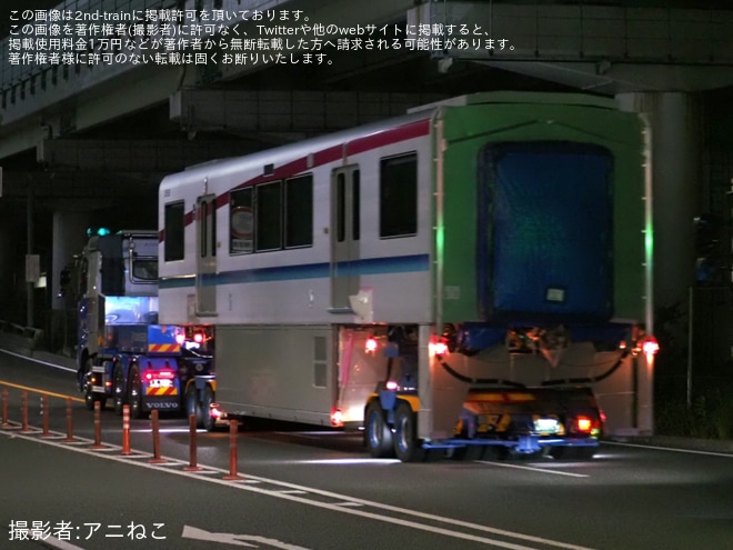 【大モノ】3000系3158F 新製搬入陸送を不明で撮影した写真
