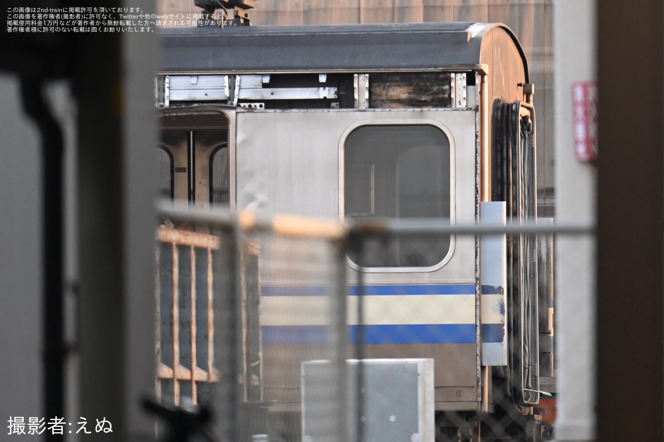 【JR東】E217系最後の二階建てグリーン車が解体線への拡大写真
