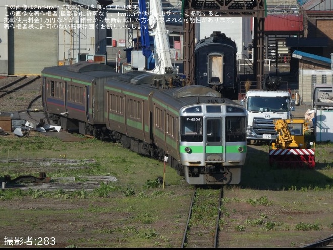 【JR北】721系F-4104+F-4204編成が苗穂工場で解体中