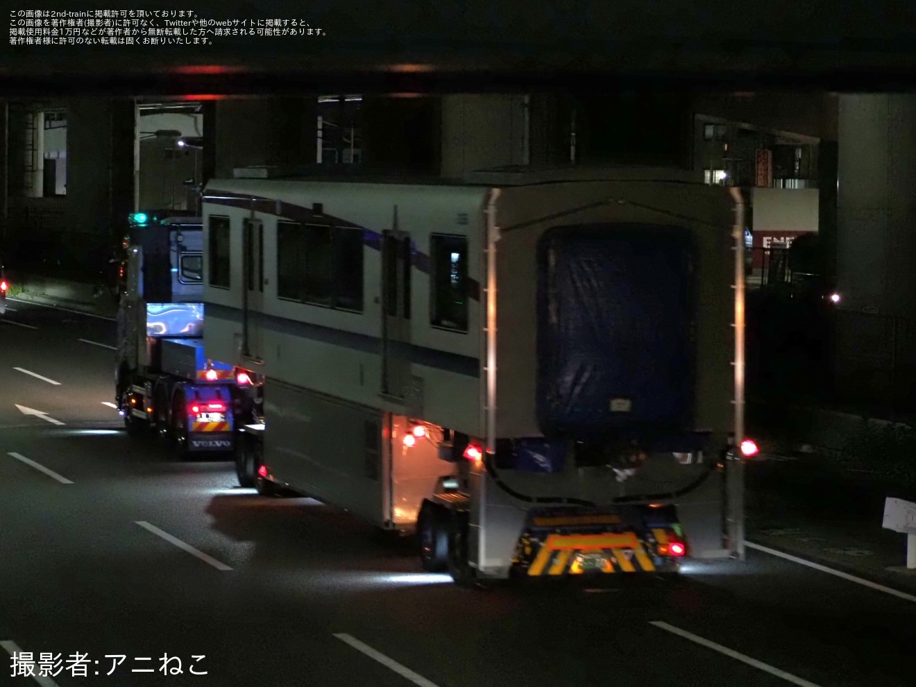 【大モノ】3000系3158F(門真市寄り2両)新製搬入陸送の拡大写真