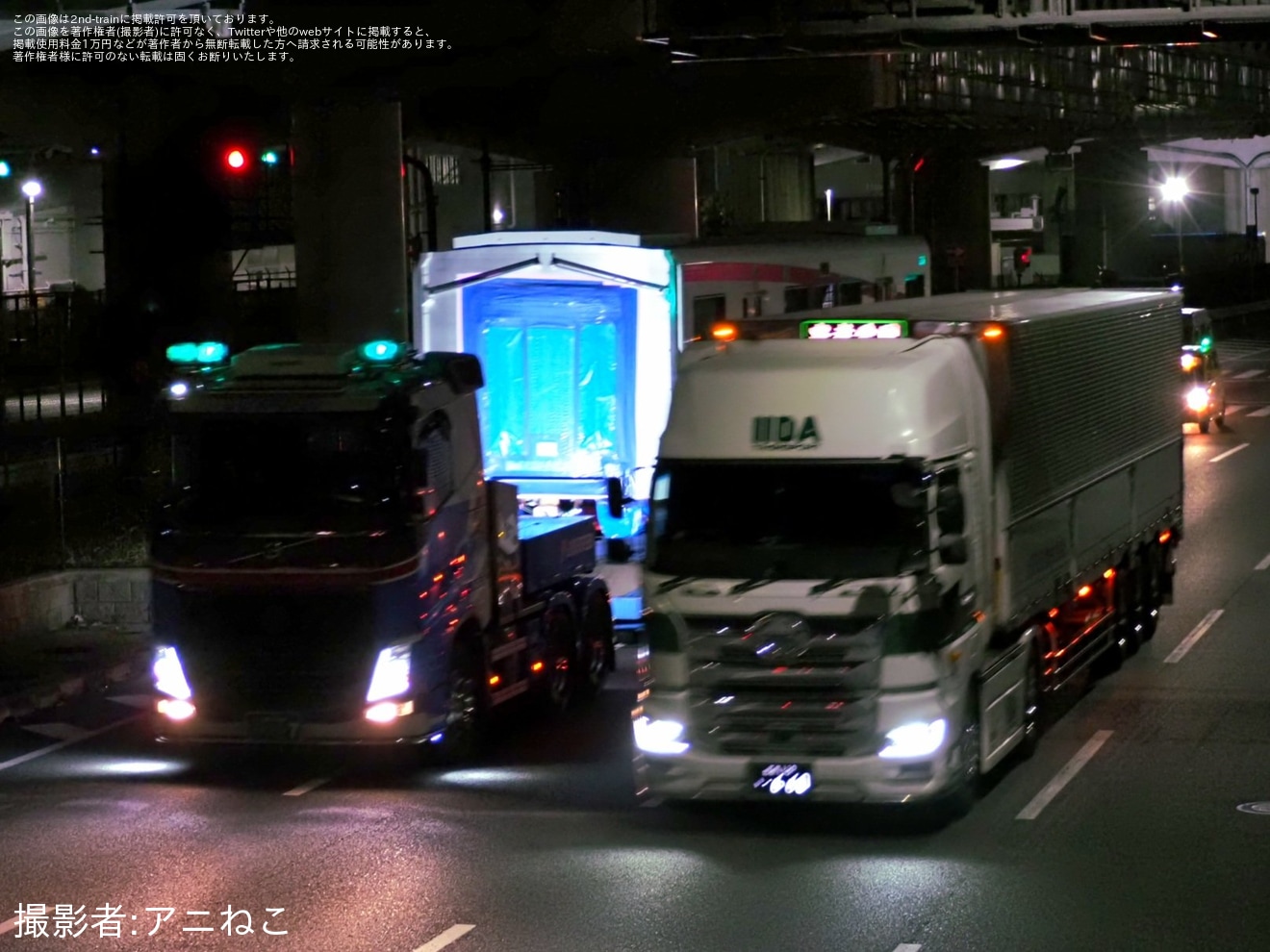 【大モノ】3000系3158F(門真市寄り2両)新製搬入陸送の拡大写真