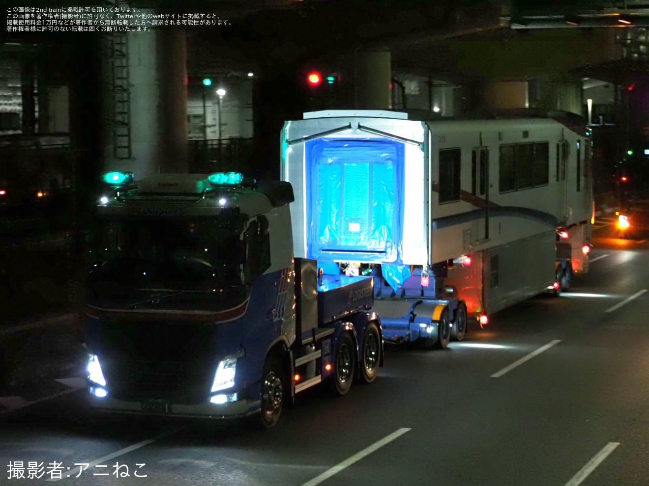 【大モノ】3000系3158F(門真市寄り2両)新製搬入陸送の拡大写真