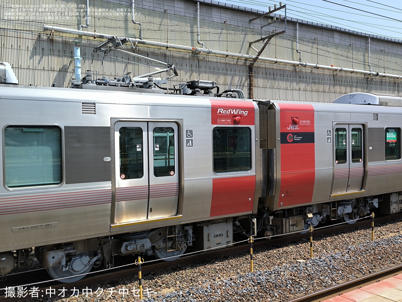 【JR西】227系中ヒロS17編成下関総合車両所本所出場に向けた構内試運転の拡大写真