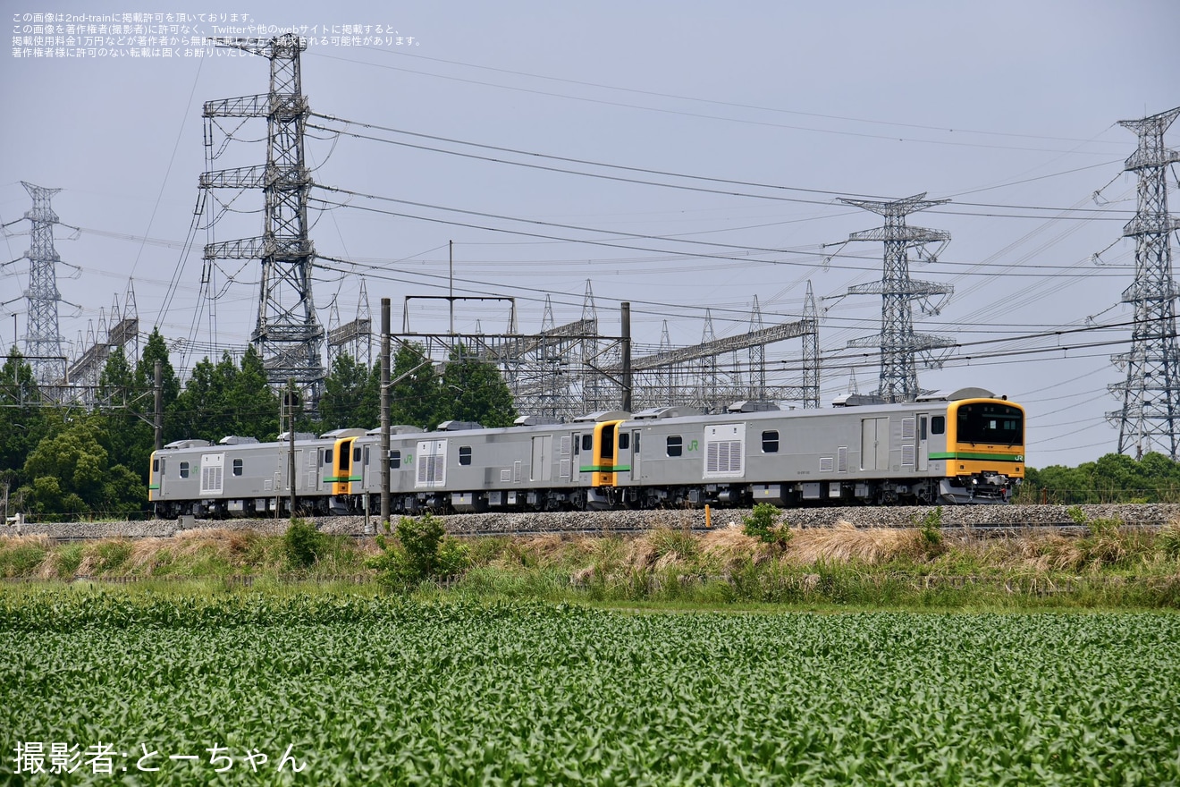 【JR東】GV-E197系TS08編成+(T)102が尾久車両センターから返却回送の拡大写真