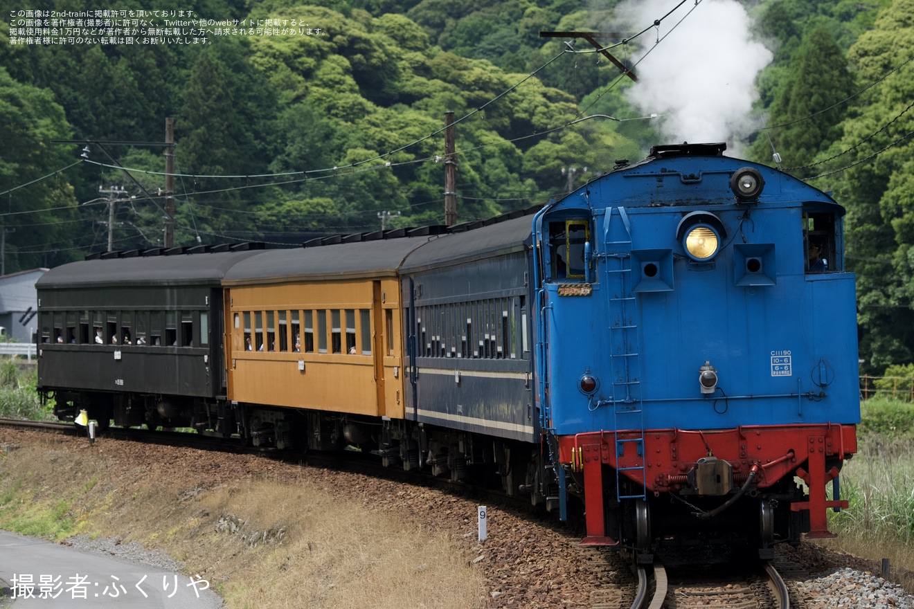 【大鐵】大井川鐵道のC10-8が故障し、急行南アルプス号とかわね路号がトーマスの牽引で運転の拡大写真