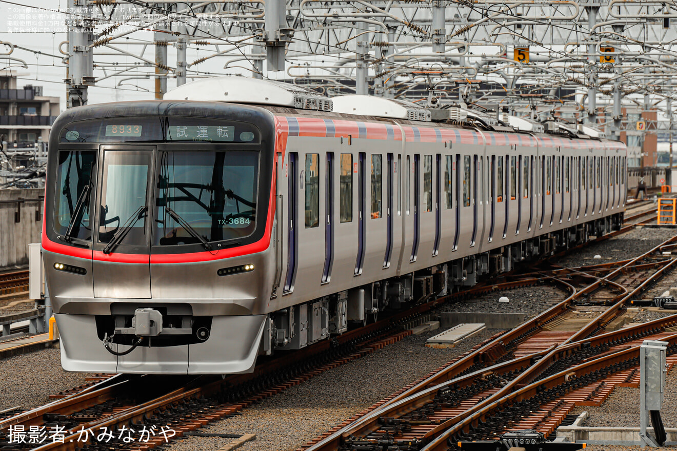 【TX】TX-3000系TX-3684F出場試運転の拡大写真