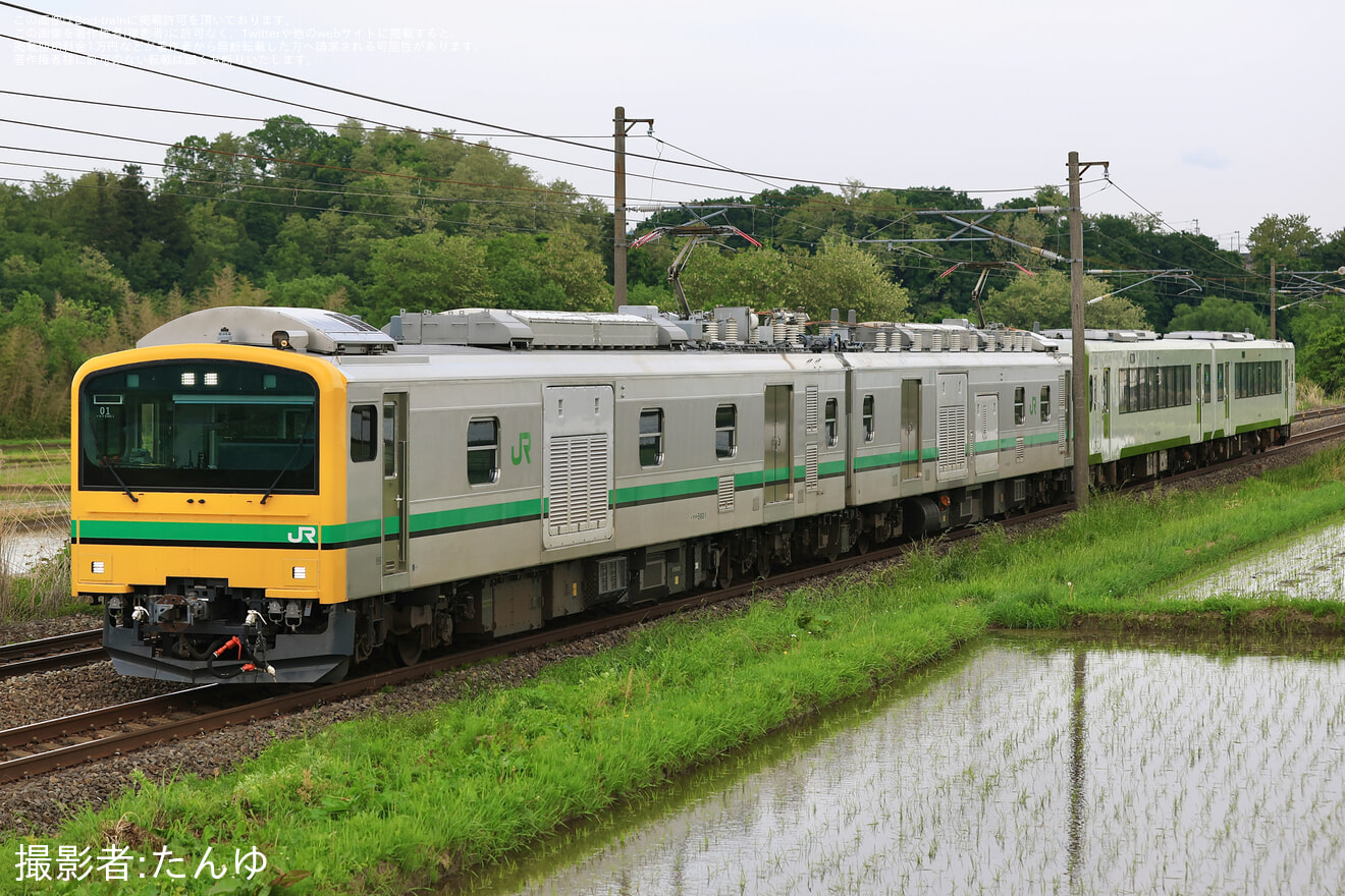 【JR東】キハ111-206+キハ112-206 郡山総合車両センター入場配給の拡大写真