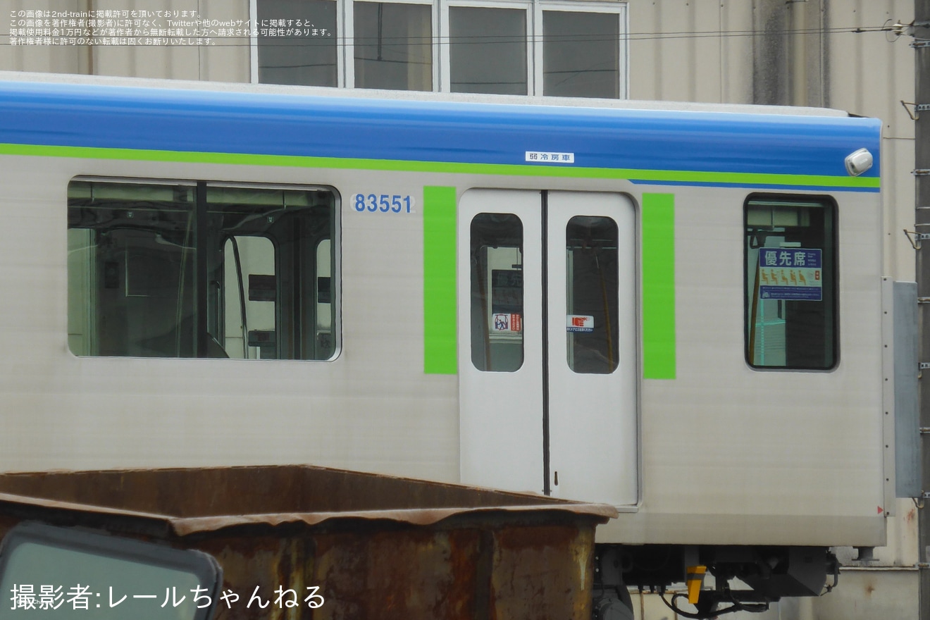 【東武】80050型に組み込まれる元60000系のサハ64602号車が83551号車にの拡大写真