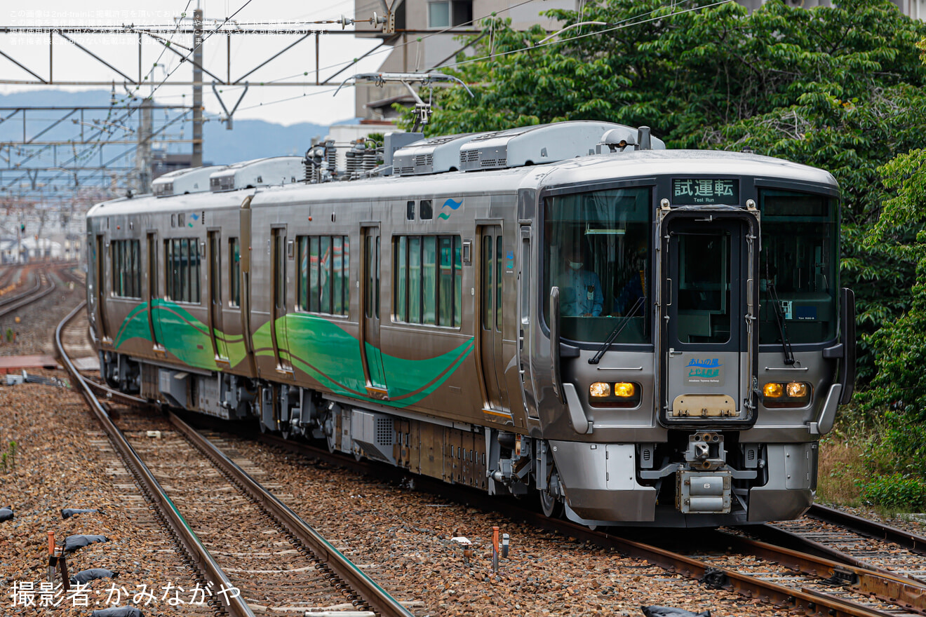 【あい鉄】521系AK01編成 吹田総合車両所本所出場試運転の拡大写真