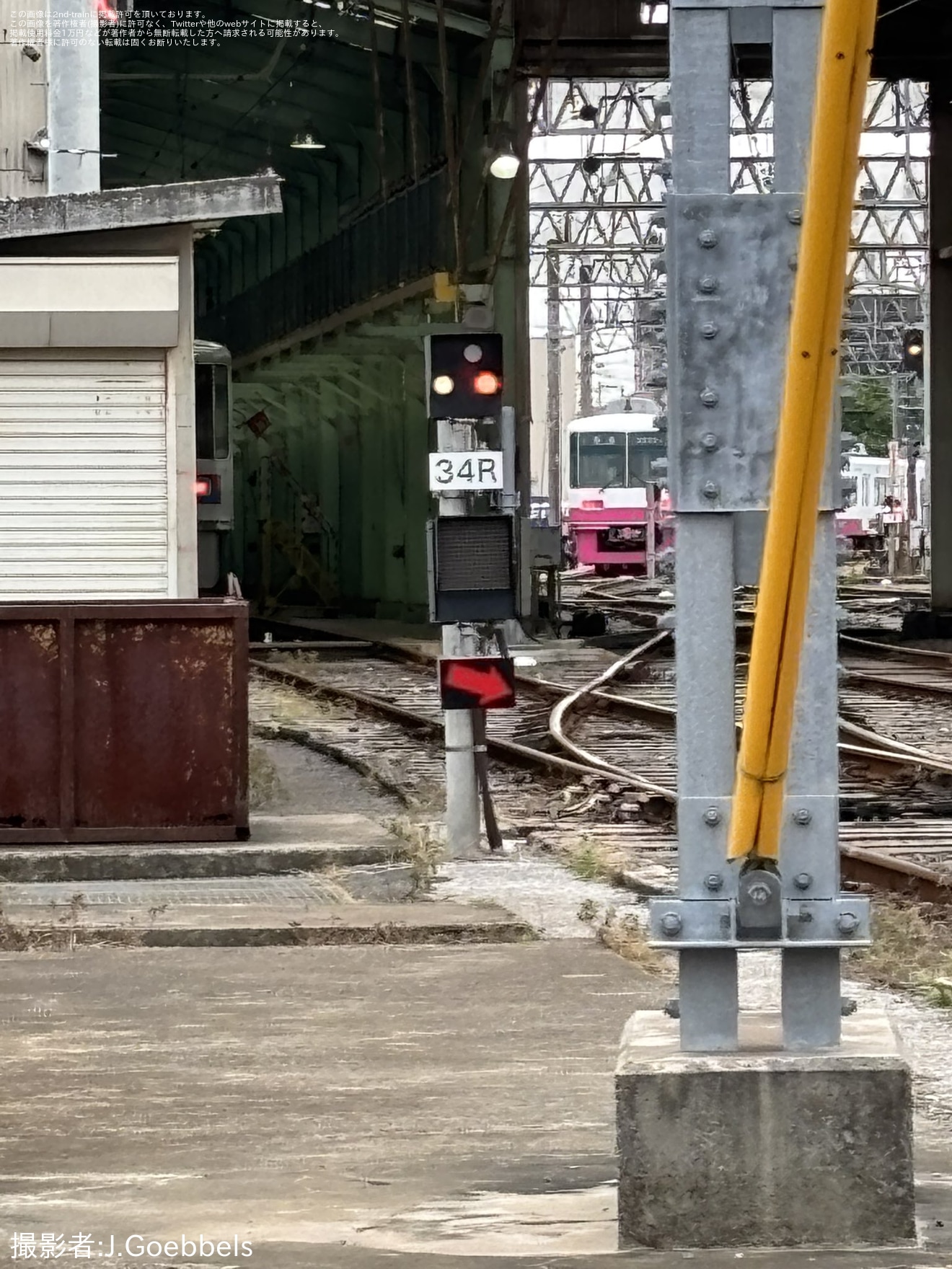 【京成】N800形N818編成が京成電鉄の青帯を側面に巻いていることが確認の拡大写真