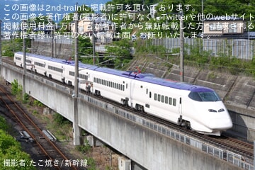 【JR東】E3系2000番台L67編成が側面が真っ白な新塗装になり出場試運転