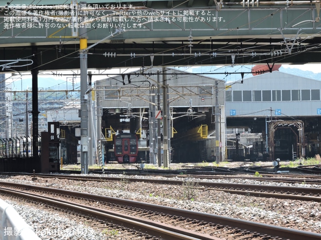 小倉総合車両センター付近で撮影された【東臨】70-000形Z8編成の1・10号車が小倉総合車両センターで目撃