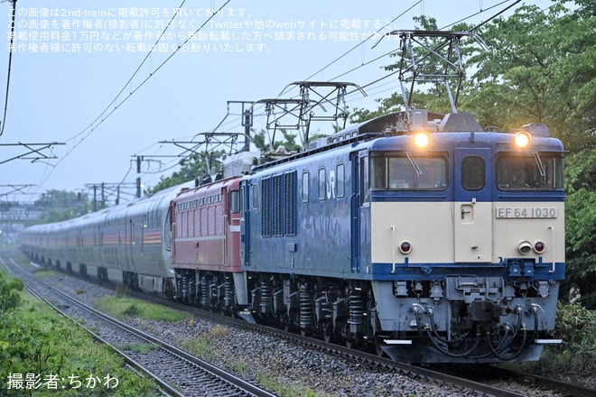 【JR東】EF64-1030+EF81-81牽引秋田行きカシオペア紀行運転を不明で撮影した写真