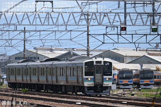【JR東】211系1000番台ナノN323編成長野総合車両センター構内試運転を不明で撮影した写真