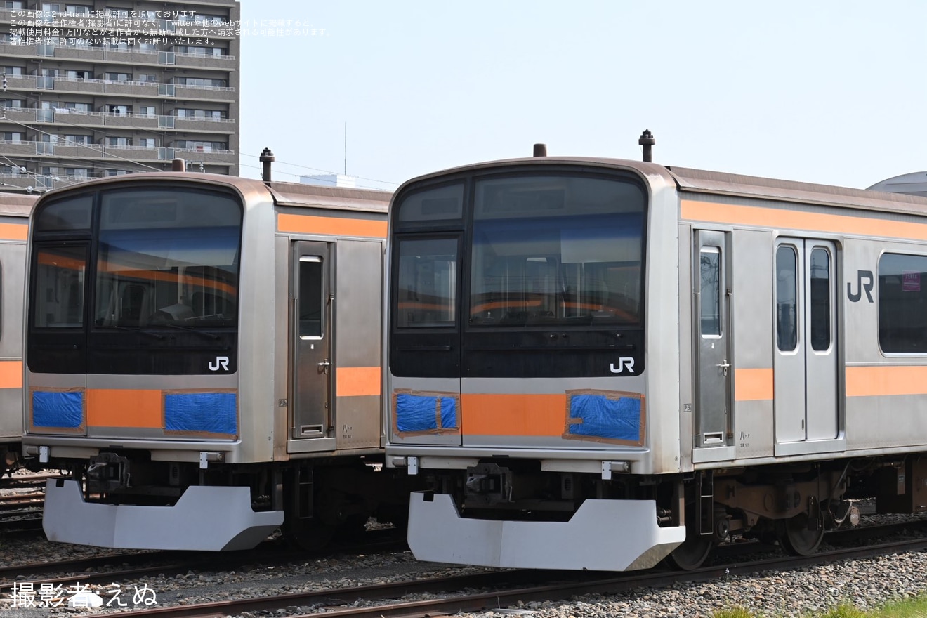 【JR東】211系1000番台ナノN323編成長野総合車両センター構内試運転の拡大写真