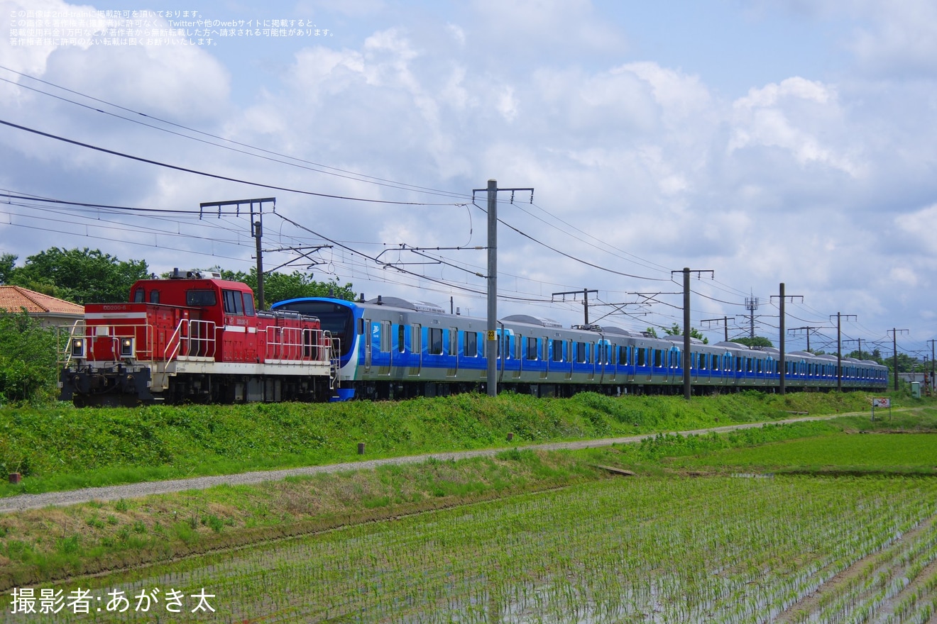 【東臨】71-000形Z12編成J-TREC新津事業所出場甲種輸送の拡大写真