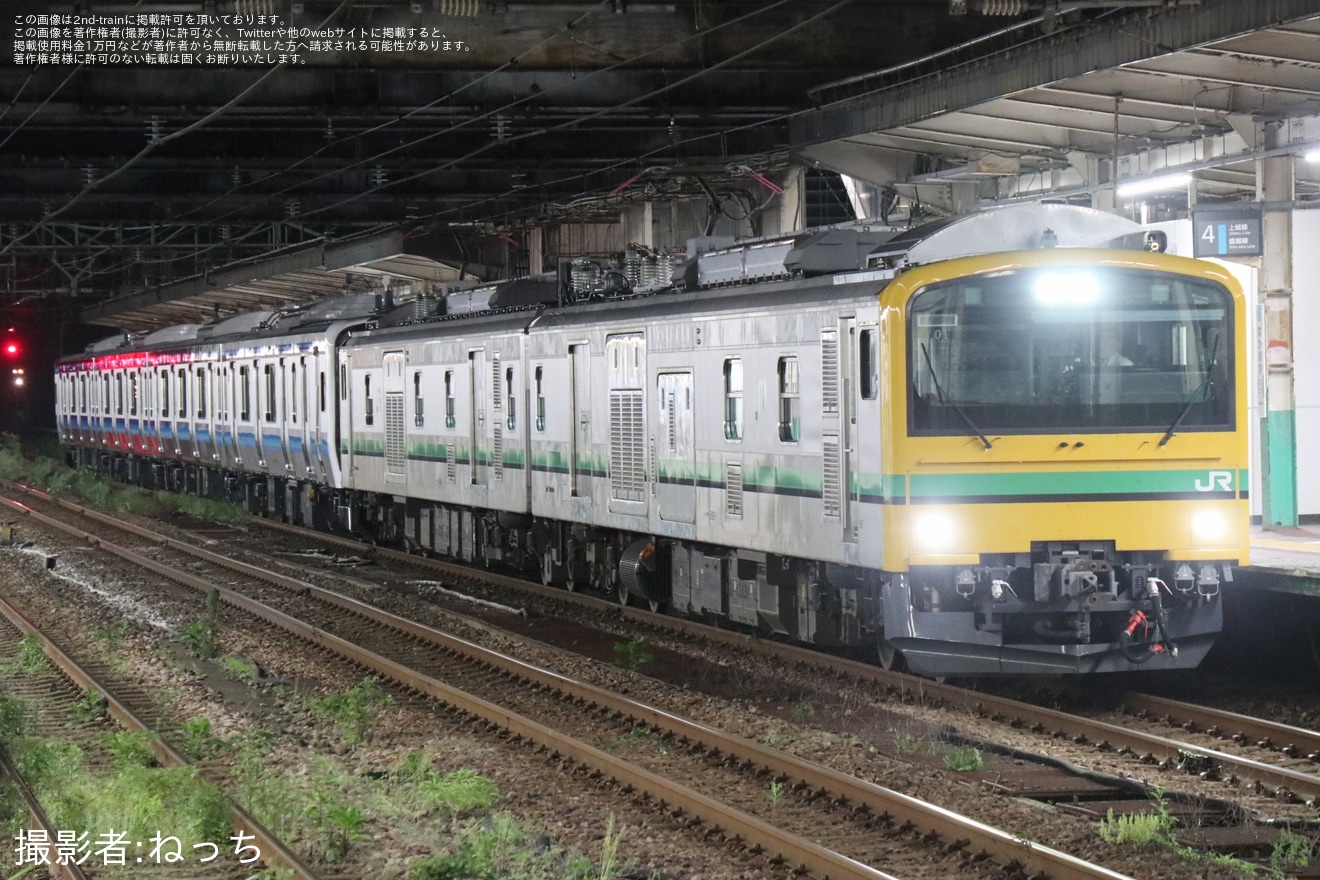 【JR東】E131系800番台(N1編成)が新潟車両センターから配給輸送の拡大写真