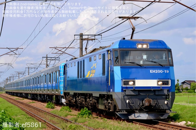 【東臨】71-000形Z12編成J-TREC新津事業所出場甲種輸送を不明で撮影した写真