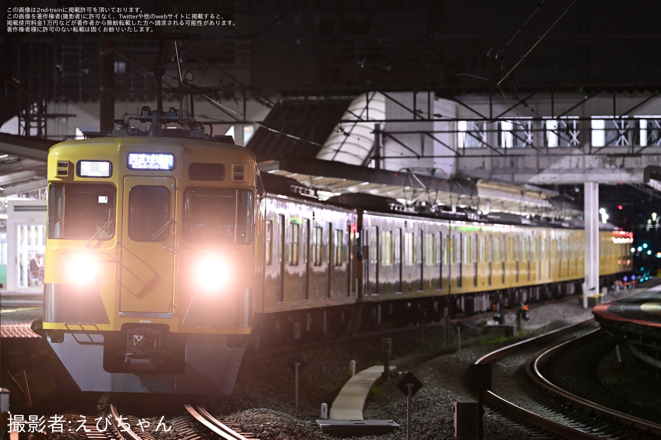 【西武】野球臨に2000系2417F+2053Fが充当の拡大写真