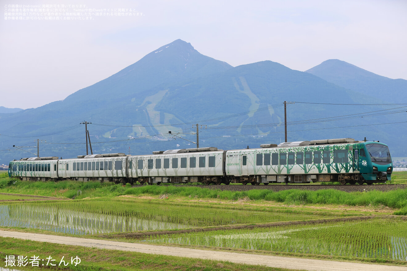 【JR東】HB-E300系(リゾートしらか み橅編成)が郡山まで送り込み回送の拡大写真