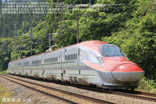 【JR東】E6系Z1編成山形新幹線区間へ入線を不明で撮影した写真