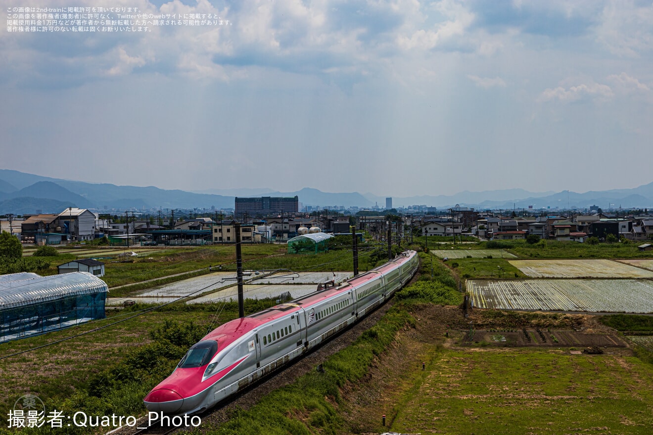 【JR東】E6系Z1編成山形新幹線区間へ入線の拡大写真