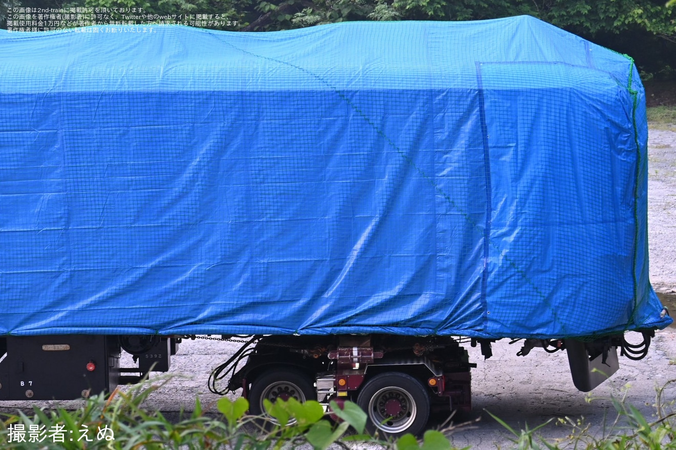 【JR東】クモハ115-1030が青梅鉄道公園へ陸送の拡大写真