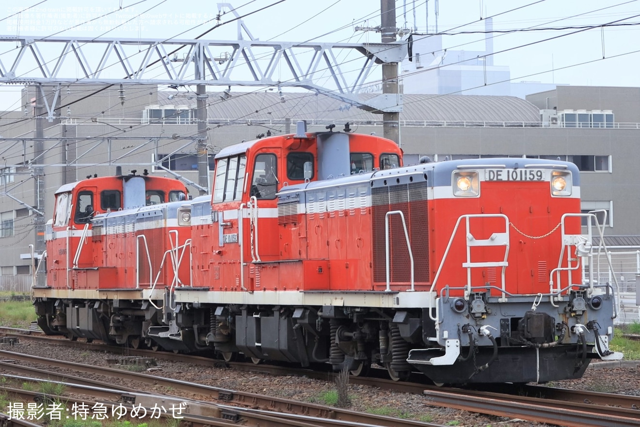 【JR西】DE10-1076後藤総合車両所本所入場回送の拡大写真
