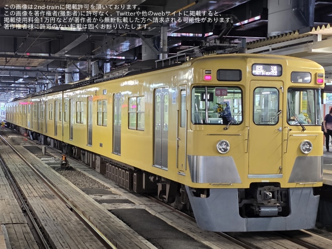 【西武】2000系2417F+2419F 「ありがとう旧2000系撮影会」終了後の返却回送を東村山駅で撮影した写真