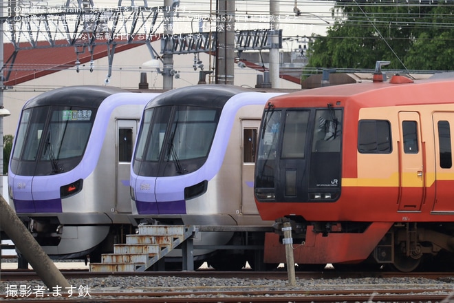 【JR東】253系OM-N02編成が南栗橋へ回送を不明で撮影した写真