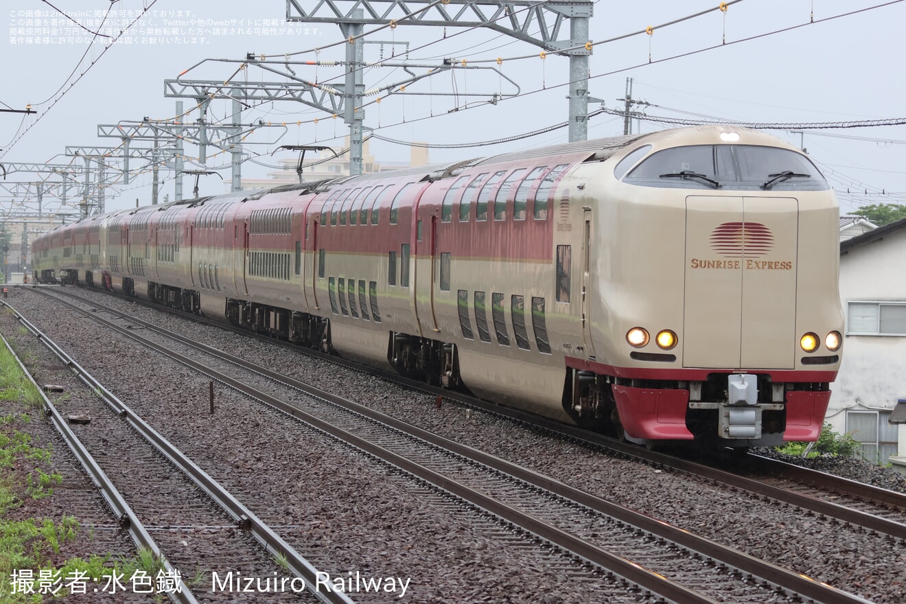 【JR西】サンライズ瀬戸・サンライズ出雲が運転打ち切りに伴い岡山から東京方面へ回送の拡大写真