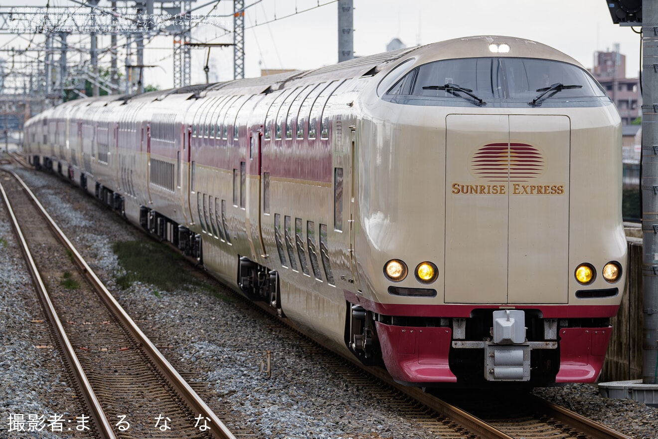 【JR西】サンライズ瀬戸・サンライズ出雲が運転打ち切りに伴い岡山から東京方面へ回送の拡大写真