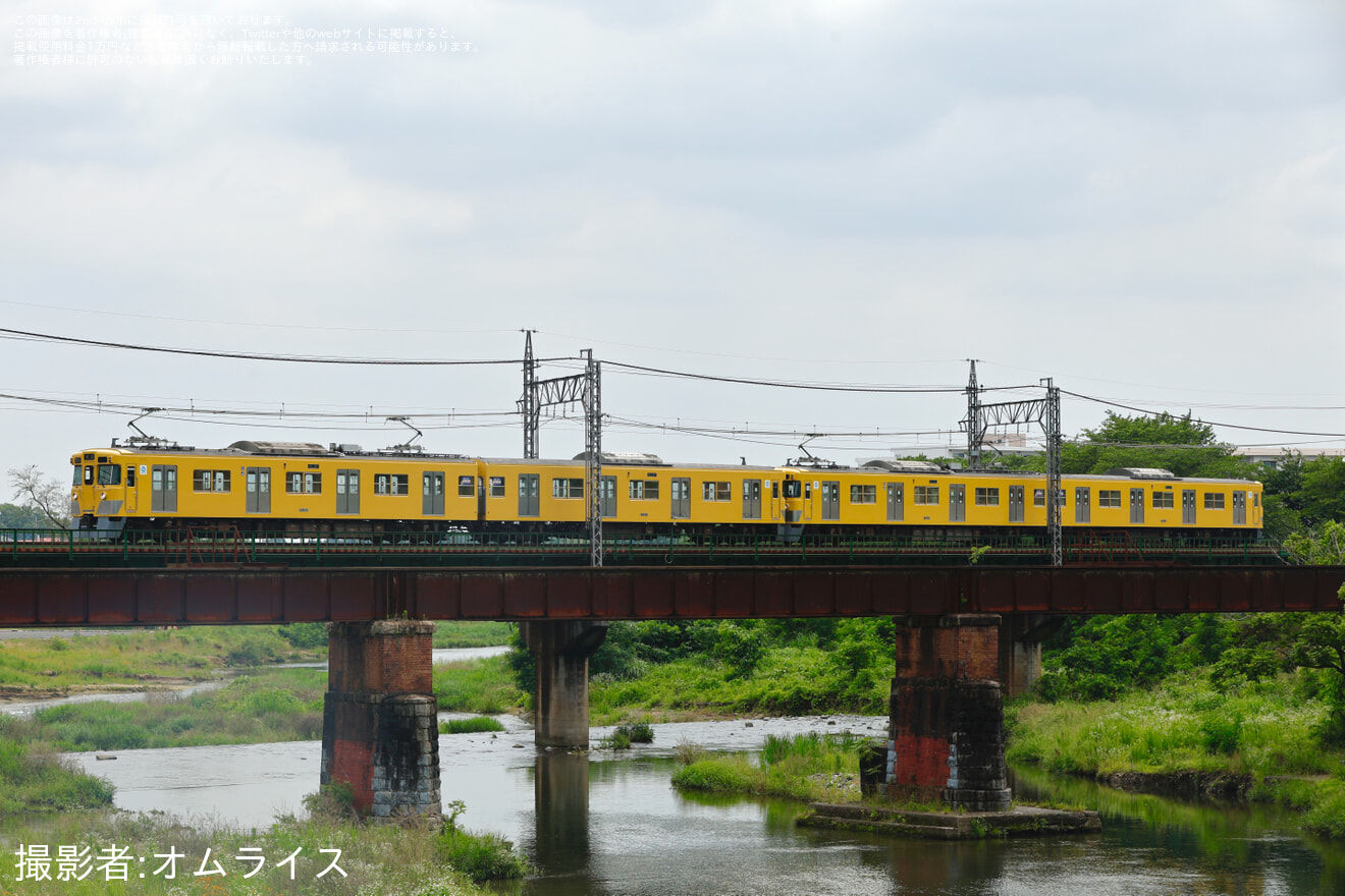 【西武】2000系2417F+2419Fが武蔵丘車両検修場へ回送の拡大写真