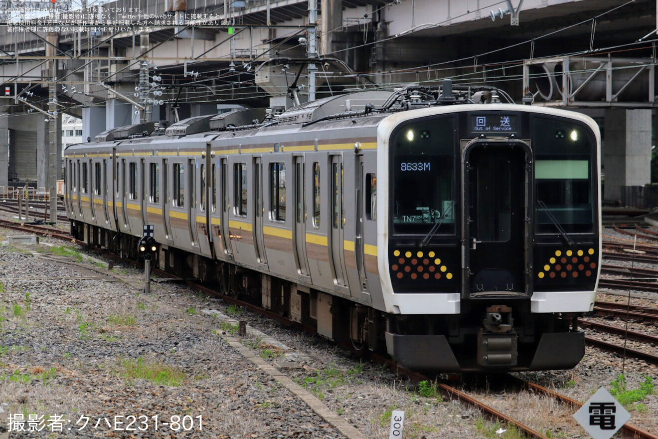 【JR東】E131系TN7編成が大宮総合車両センターへ入場の拡大写真
