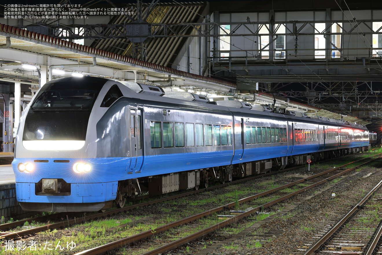【JR東】E653系K71編成を使用した新幹線運休に伴う仙台行き臨時快速の拡大写真