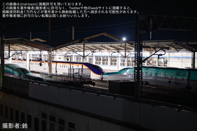 【JR東】E8系G10編成のE5系U22編成による救援が目撃