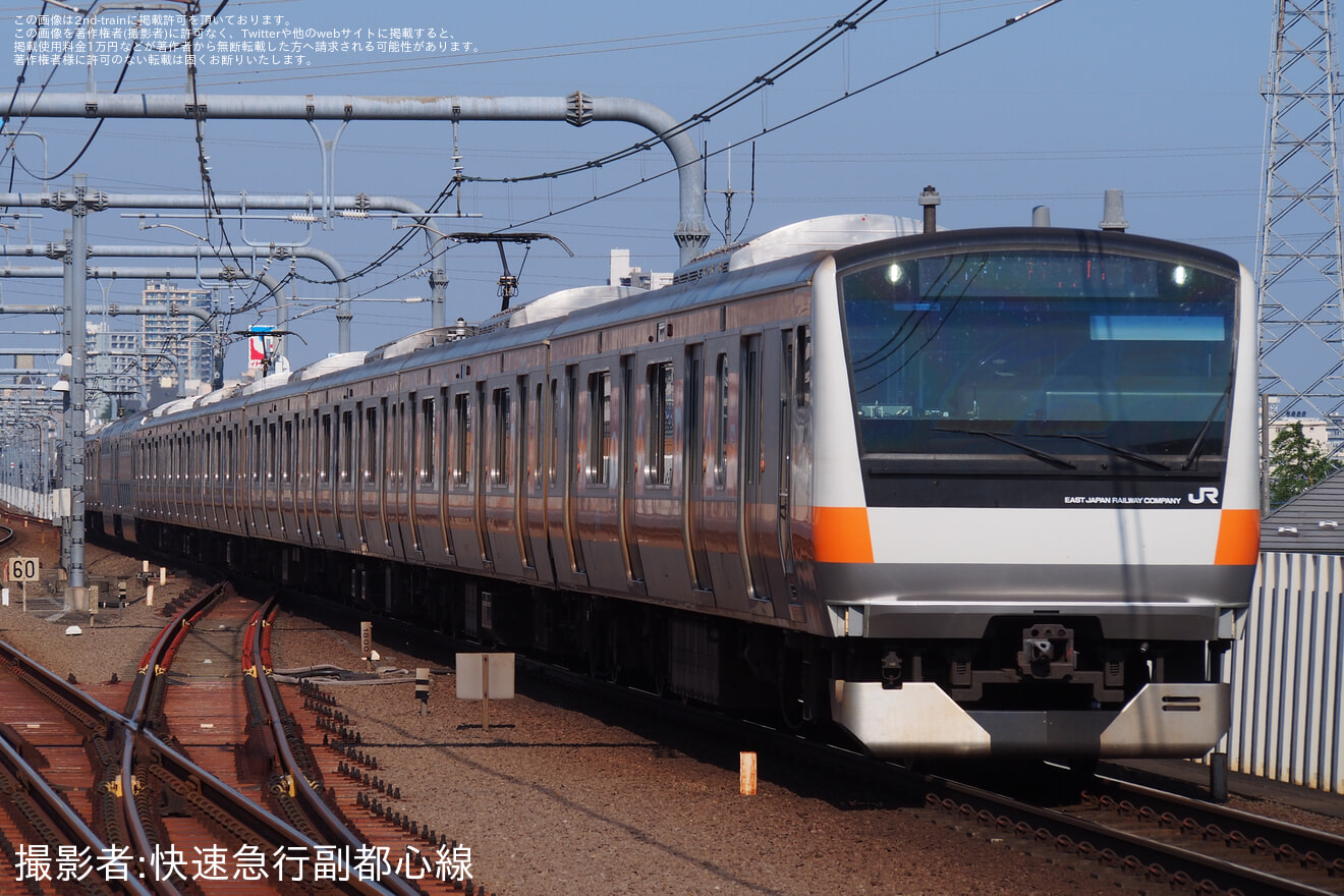 【JR東】E233系トタT1編成が「茜美人」仕様にの拡大写真